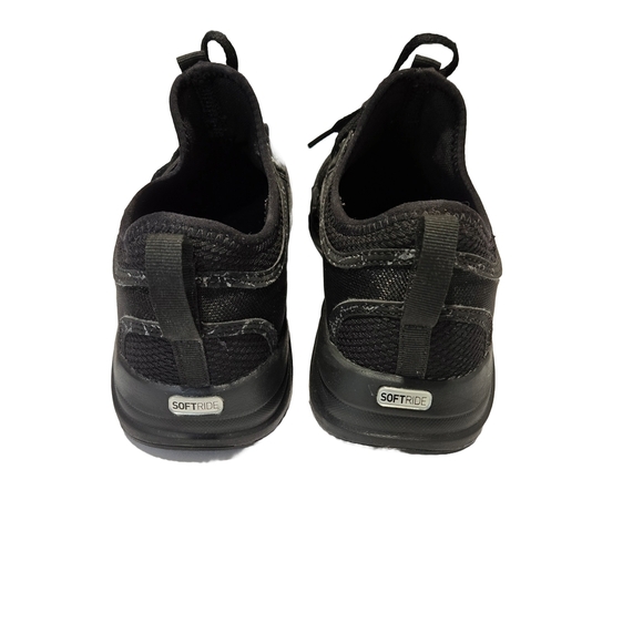 Puma Men's Black Athletic Shoes - Picture 7 of 12